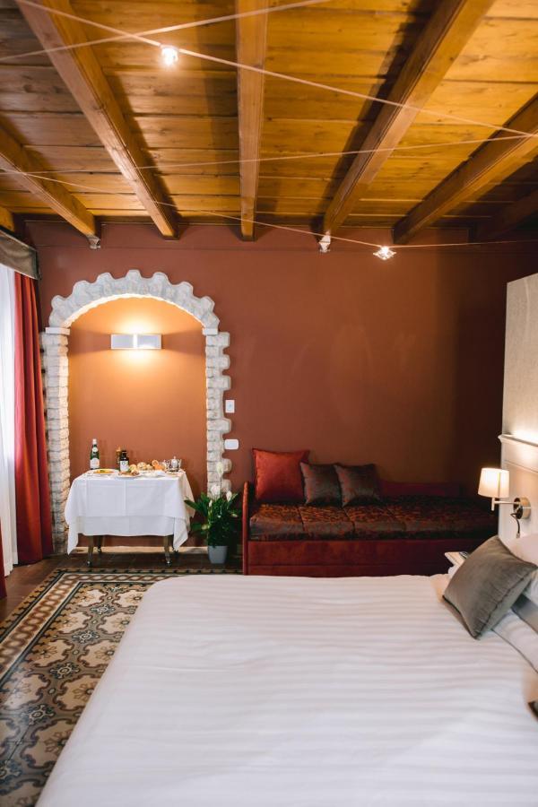 Hotel BACCO D'ORO Wine&Relais Mezzane di Sotto Esterno foto